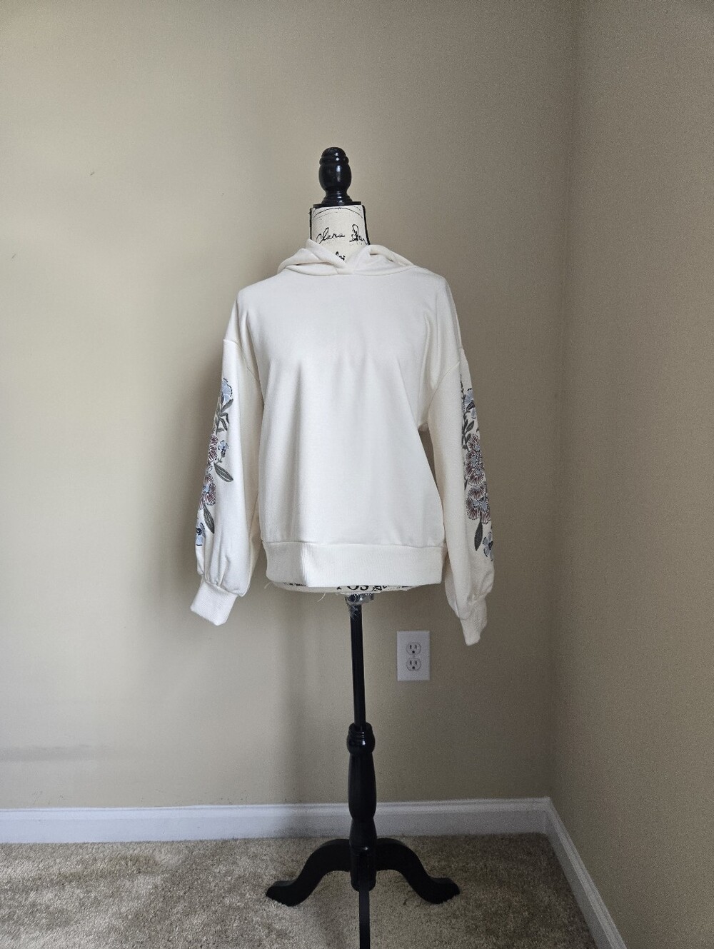 Scotch & Soda Embroidered Sleeve Hoodie Womens M Cream Pullover